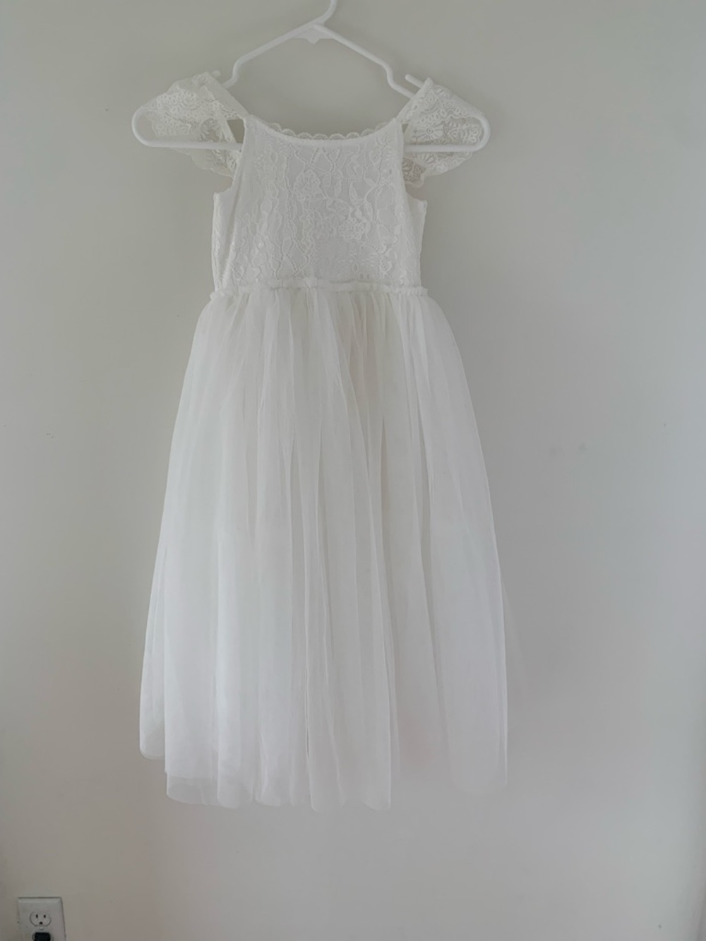 Camilla Flower Girl Dress in White - Picture 3 of 10